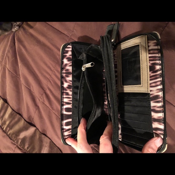 Wallet SOLD - Picture 2 of 4